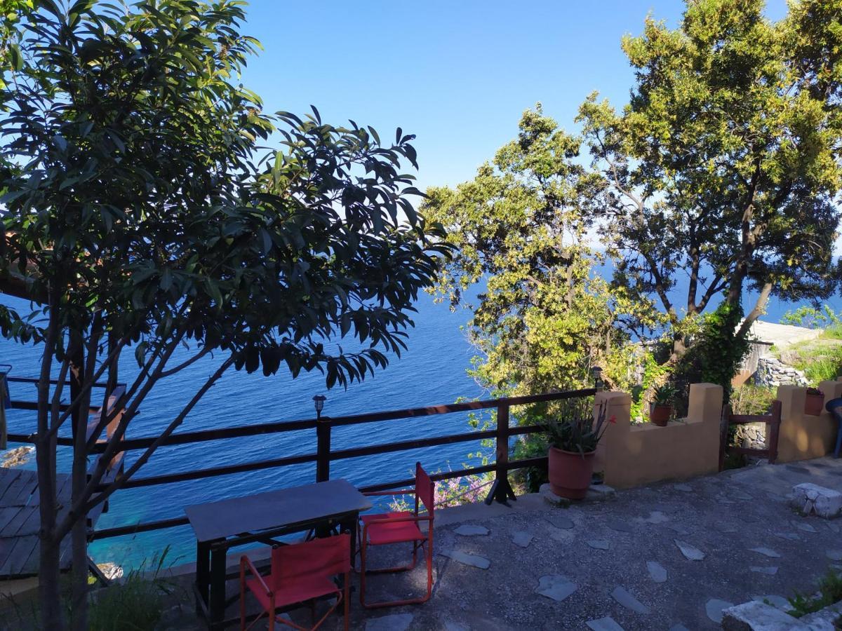 Triple Studio Room With The Most Beatifull View In Mylopotamos تساغارادا المظهر الخارجي الصورة