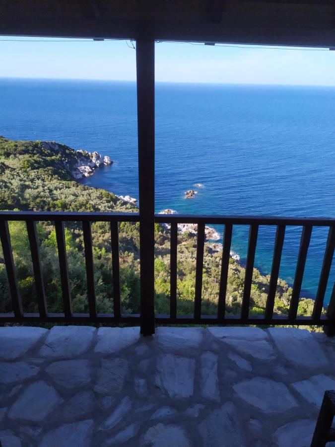 Triple Studio Room With The Most Beatifull View In Mylopotamos تساغارادا المظهر الخارجي الصورة